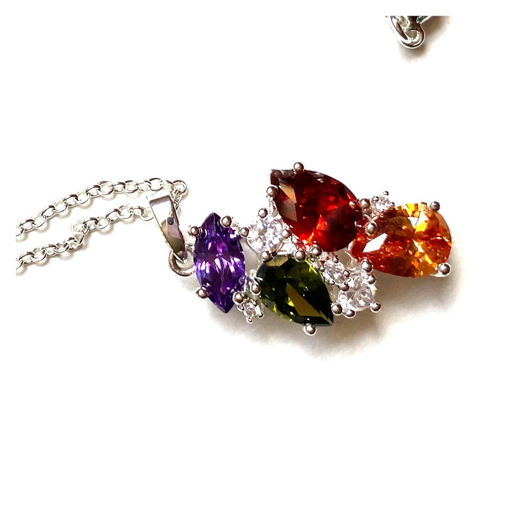 Tricolor necklace